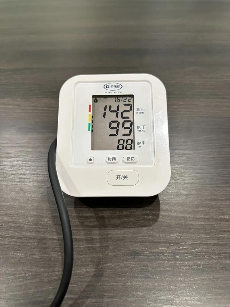 鱼跃电子血压计校准的方法是什么?谁晓得啊?